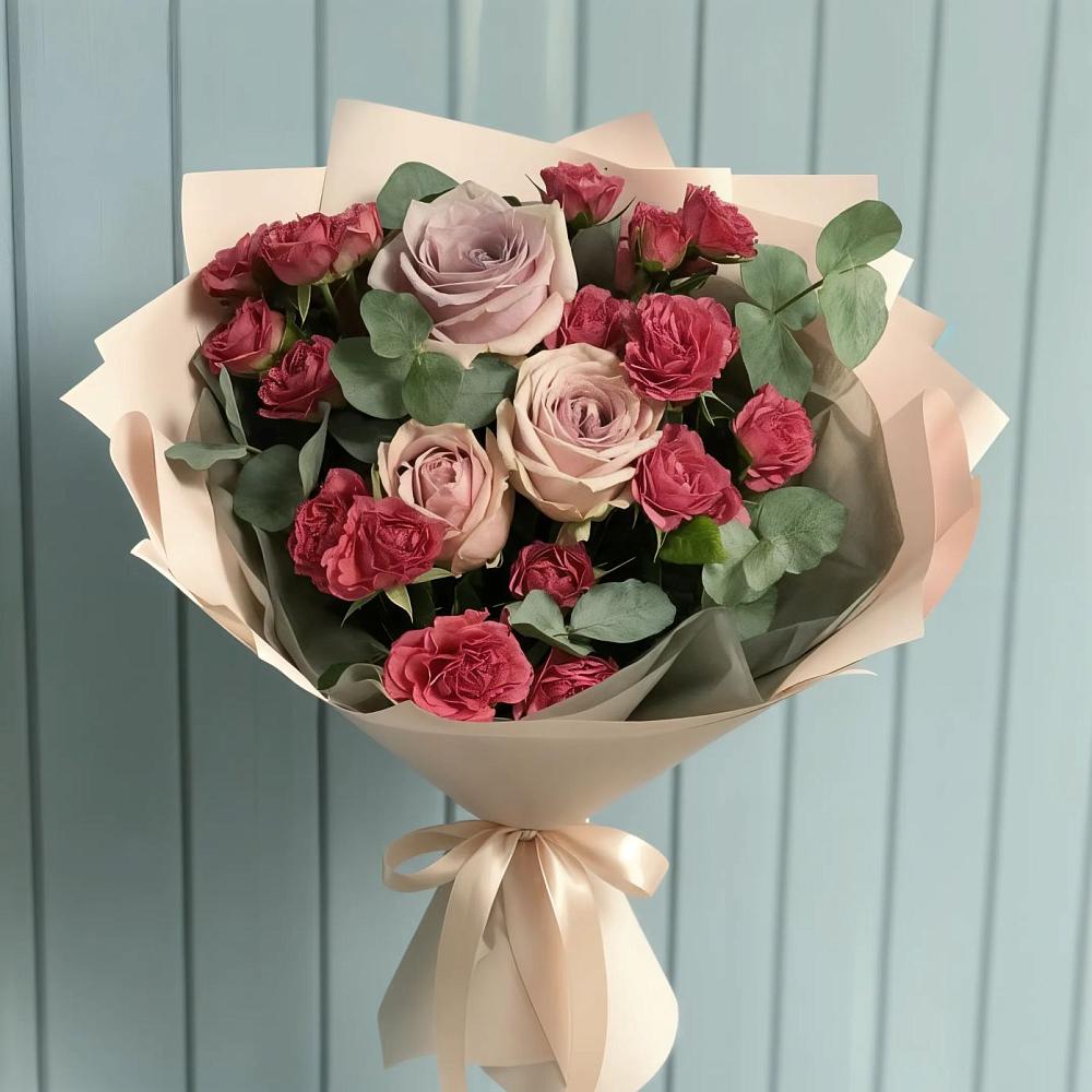 Букет цветов из: Гвоздики и Розы в Рассыльной