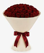 Букет 101 Бордовая роза Блэк Бакарра в Рассыльной