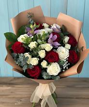 Букет цветов из:  Розы и Альстромерии в Рассыльной