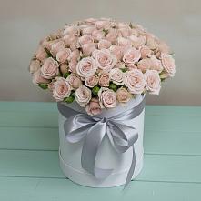 Цветочная композиция из Розы в шляпной коробке в Рассыльной