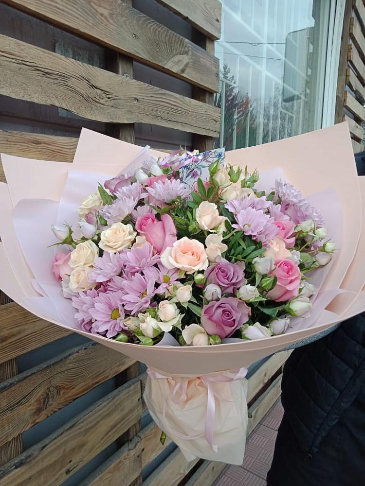 Букет цветов из: Розы и Хризантемы в Рассыльной