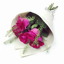 Букет цветов из:  Розы в Рассыльной