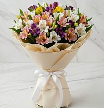 Букет цветов из:  Альстромерии в Рассыльной