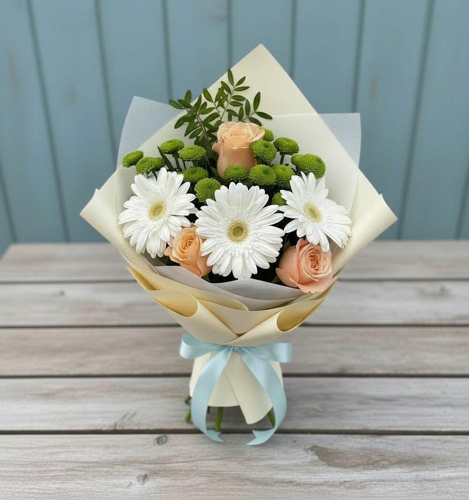Букет цветов из: Герберы, Розы и Хризантемы в Рассыльной