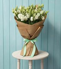 Букет цветов из:  Лизиантусы в Рассыльной