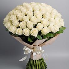 Букет 101 беля роза Белоснежка в Рассыльной